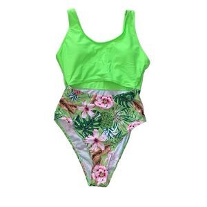 NEW Onepiece Swimsuit